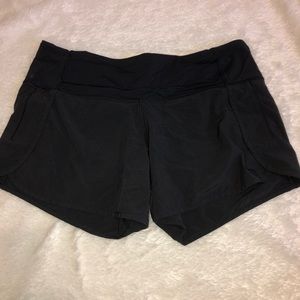 lululemon black athletic shorts